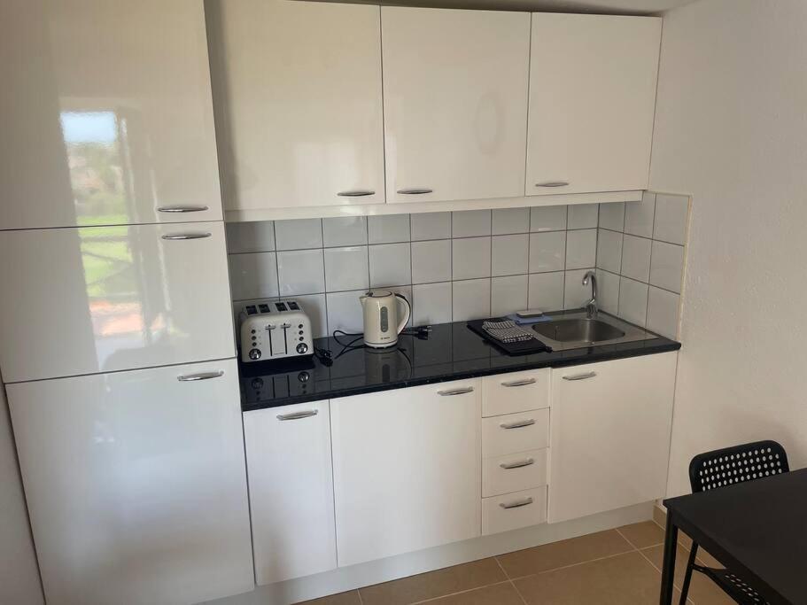 Palm Villa 1 Bed Apartment Overlooking Golf Course サンミゲル・デ・アボナ エクステリア 写真