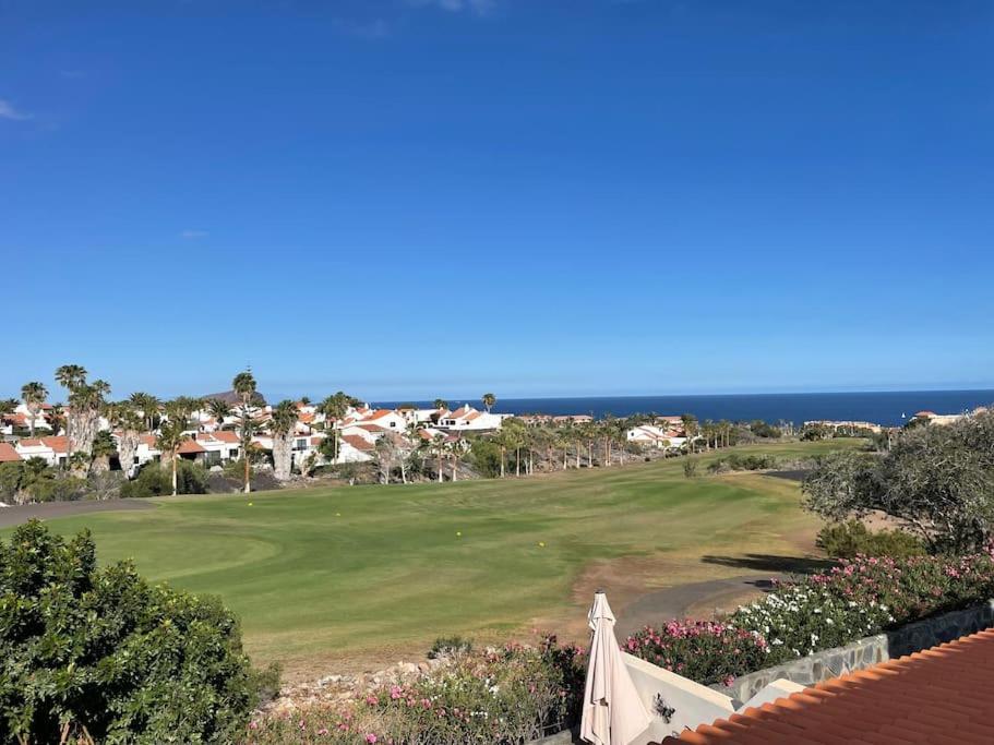 Palm Villa 1 Bed Apartment Overlooking Golf Course サンミゲル・デ・アボナ エクステリア 写真