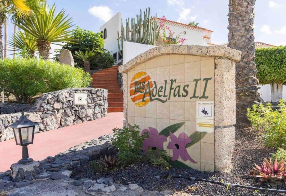 Palm Villa 1 Bed Apartment Overlooking Golf Course サンミゲル・デ・アボナ エクステリア 写真